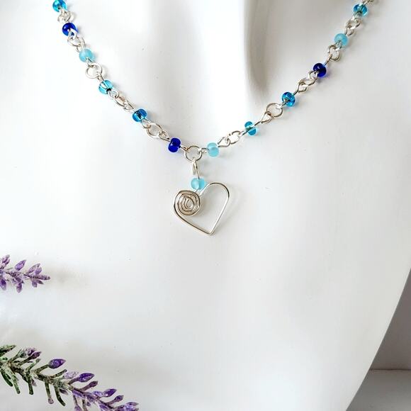 Silver Wire Heart Beaded Necklace - Picture 3 of 10
